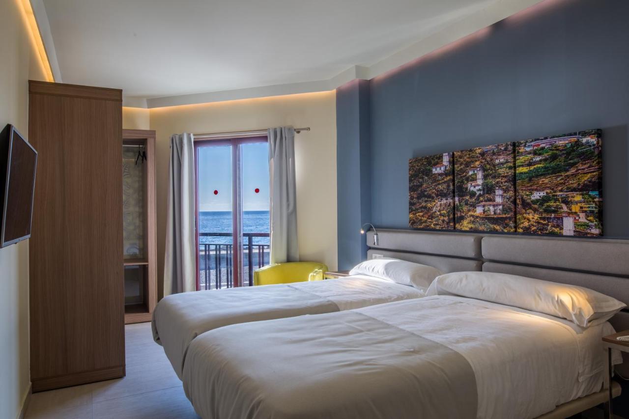 Castillete 3*